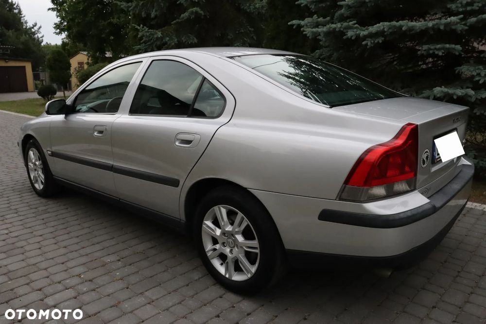 Volvo S60 - 4