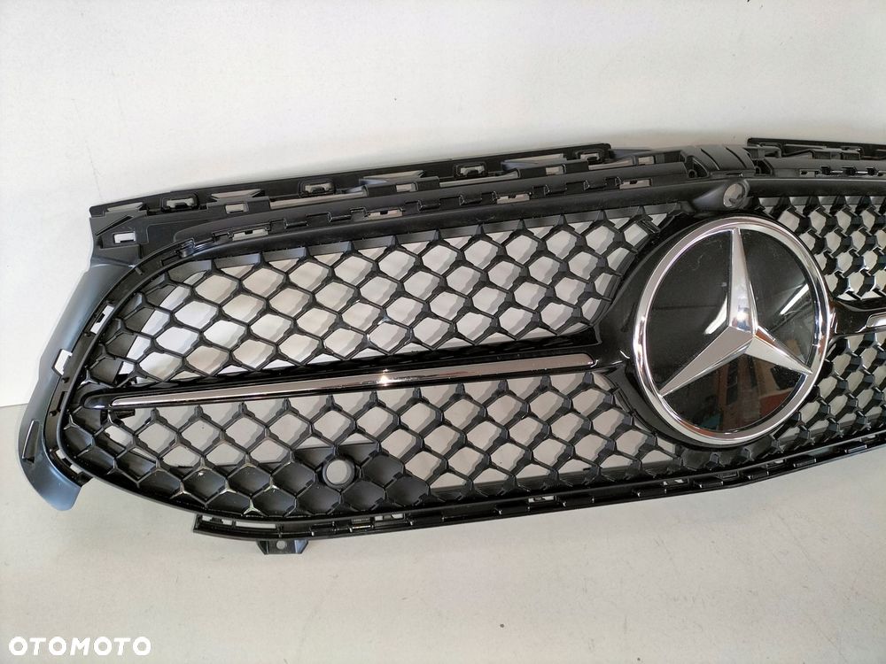 atrapa kratka grill mercedes a klasa w177 lift 22- - 2
