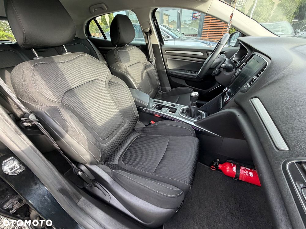 Renault Megane ENERGY TCe 115 LIMITED - 37