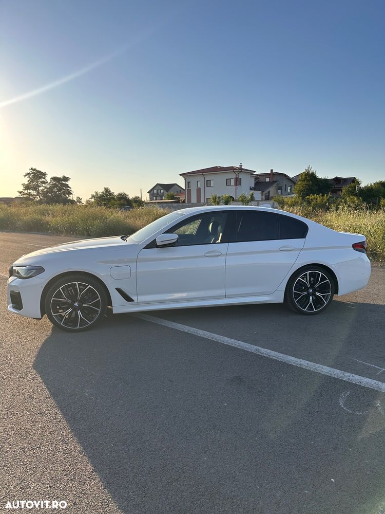 BMW Seria 5 530e xDrive Aut. M Sport Edition - 7