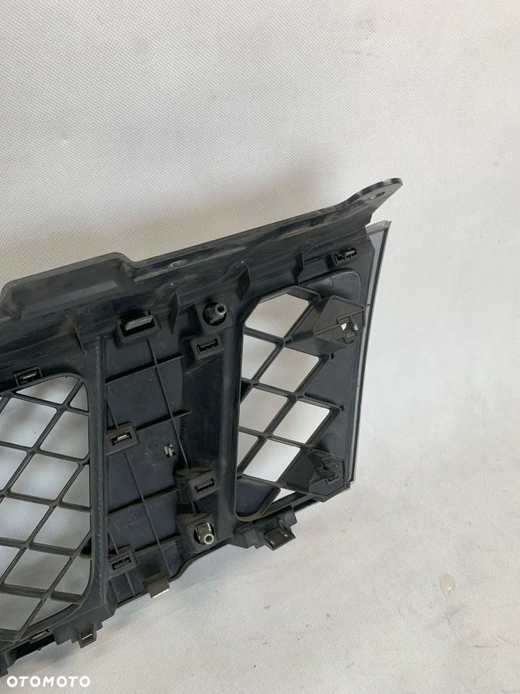 Nissan Navara 3 III D40 Pathfinder R51 FL Atrapa grill Lift 2010 - 5