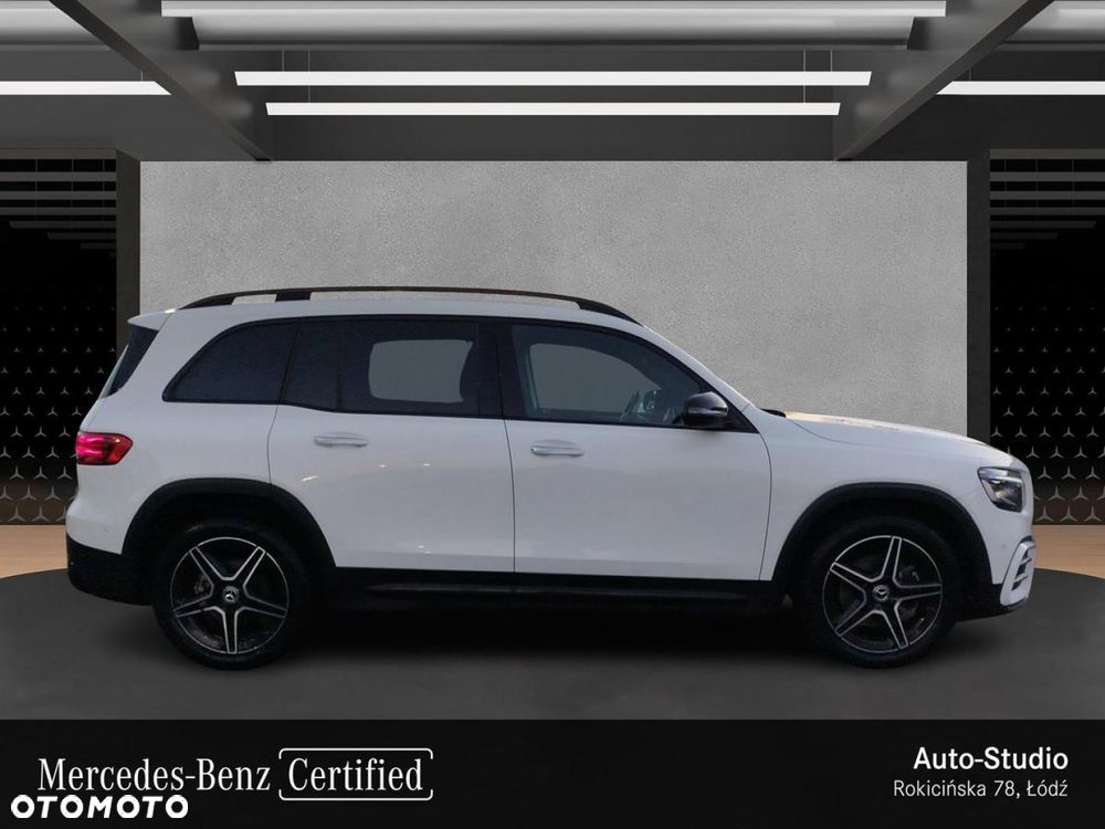 Mercedes-Benz GLB - 8