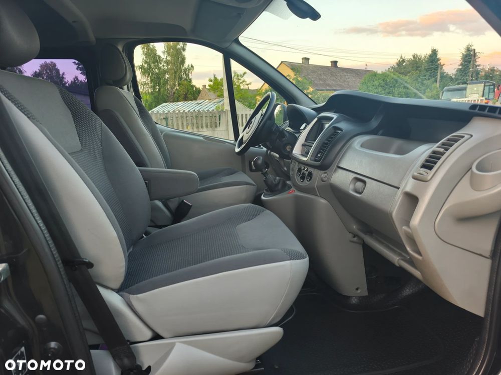 Opel VIVARO - 25