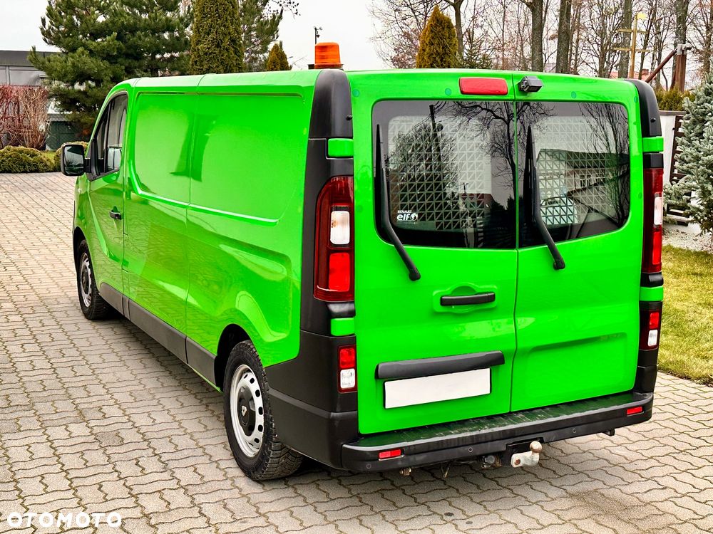 Renault TRAFIC - 2
