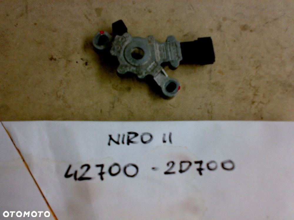 kia niro ii 2022 - pozycjoner skrzyni - 1