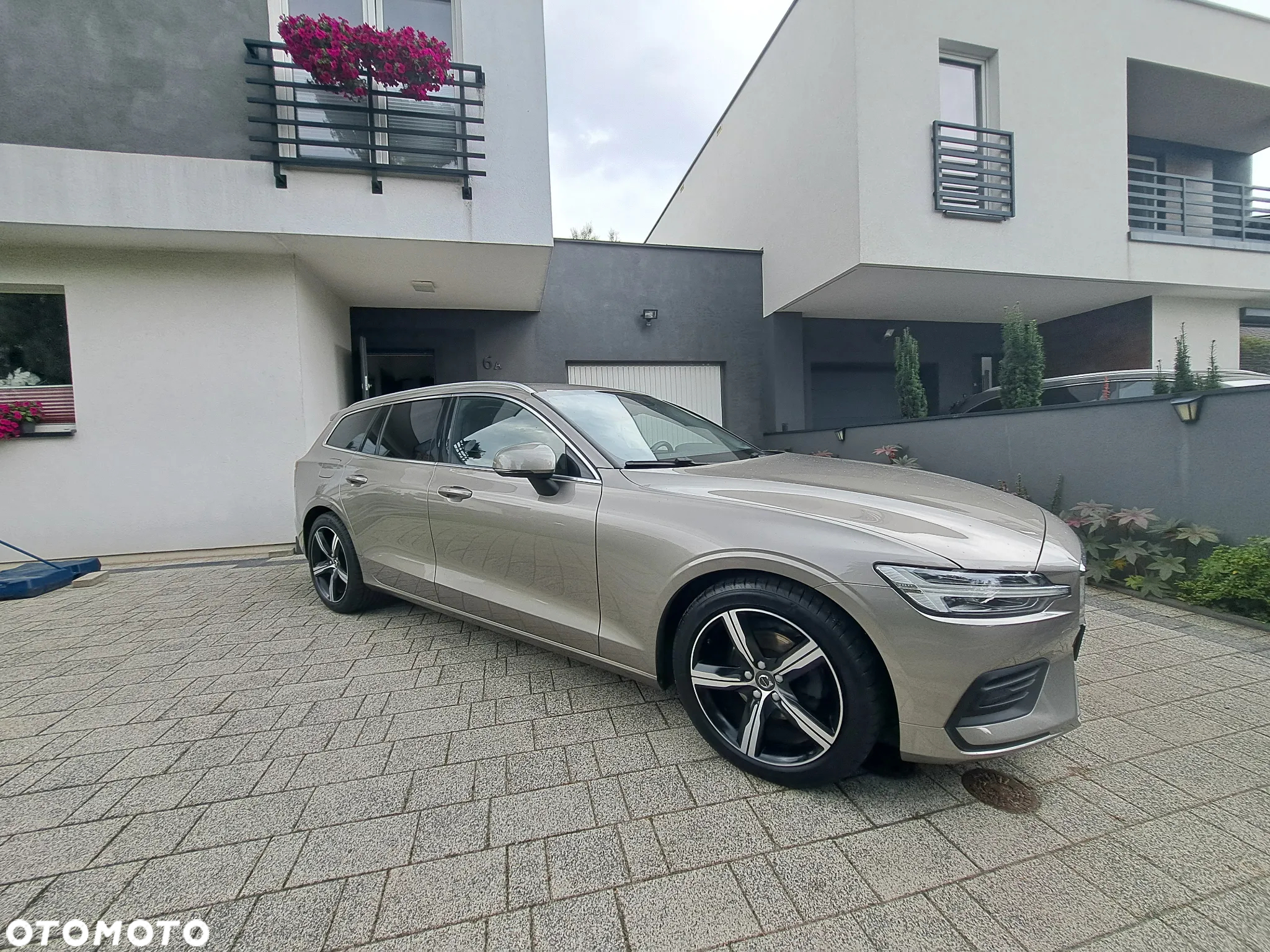Volvo V60 D3 Momentum - 8