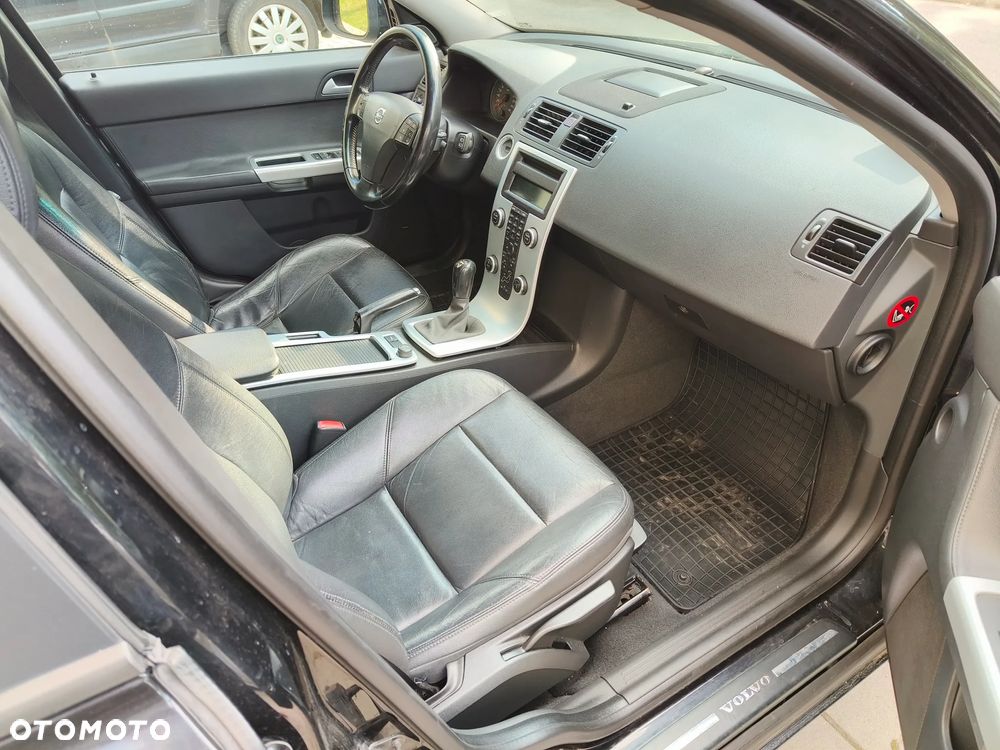 Volvo V50 1.6D DPF DRIVe Momentum - 9
