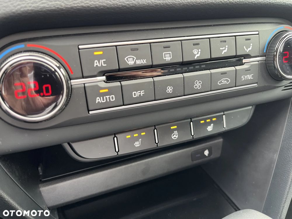 Kia XCeed 1.6 T-GDI Tribute DCT - 23