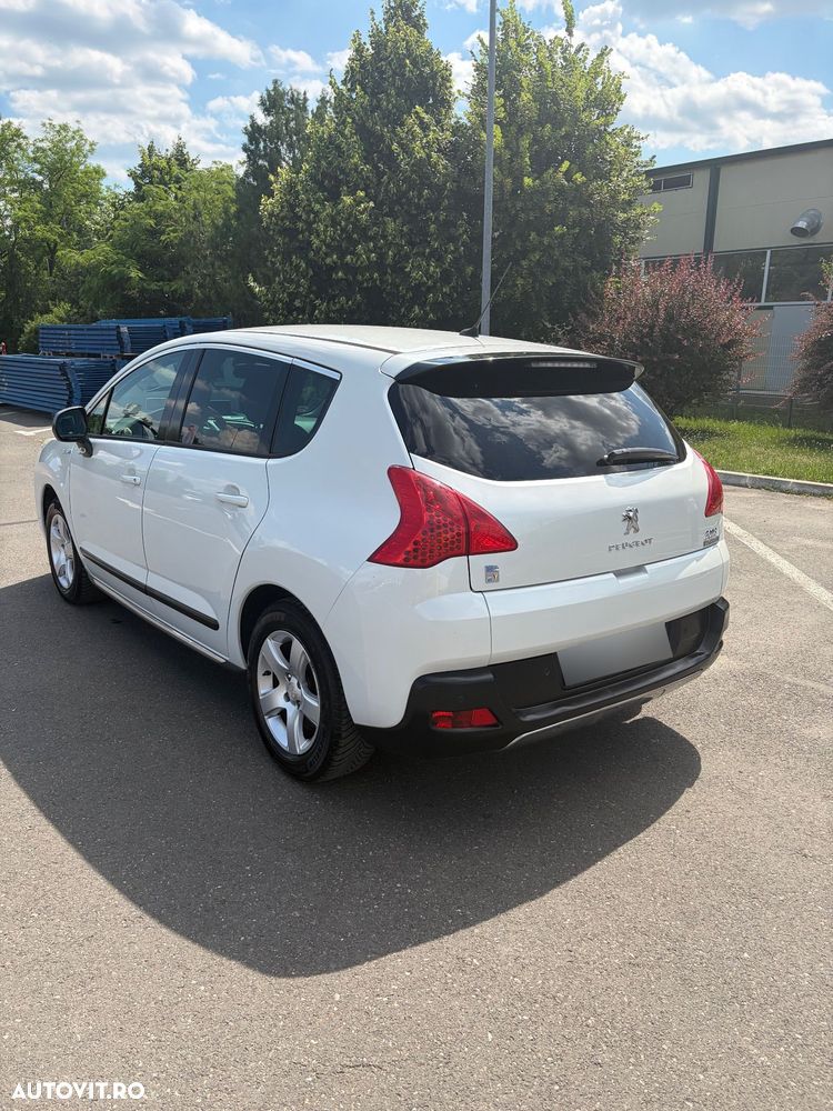 Peugeot 3008 HYbrid4 2.0 HDI FAP BMP - 4