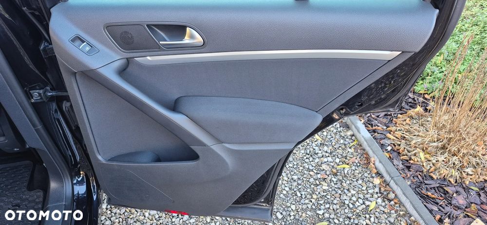 Volkswagen Tiguan 2.0 TDI DPF 4Motion BlueMotion Technology DSG Life - 17