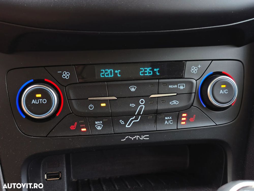 Ford Focus 1.5 TDCi DPF Start-Stopp-System Business - 12