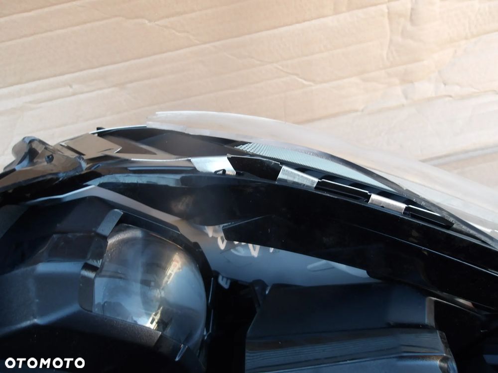 LAMPA PRAWY PRZOD FULL LED MATRIX AUDI Q4 E TRON 89A941036 - 7