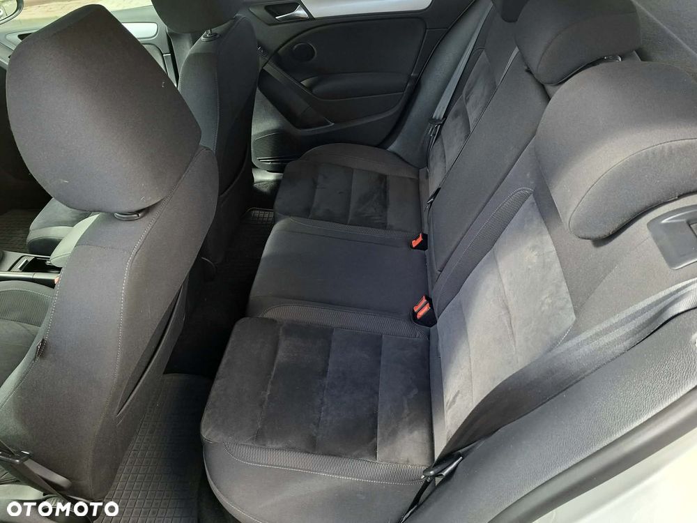 Volkswagen Golf - 3