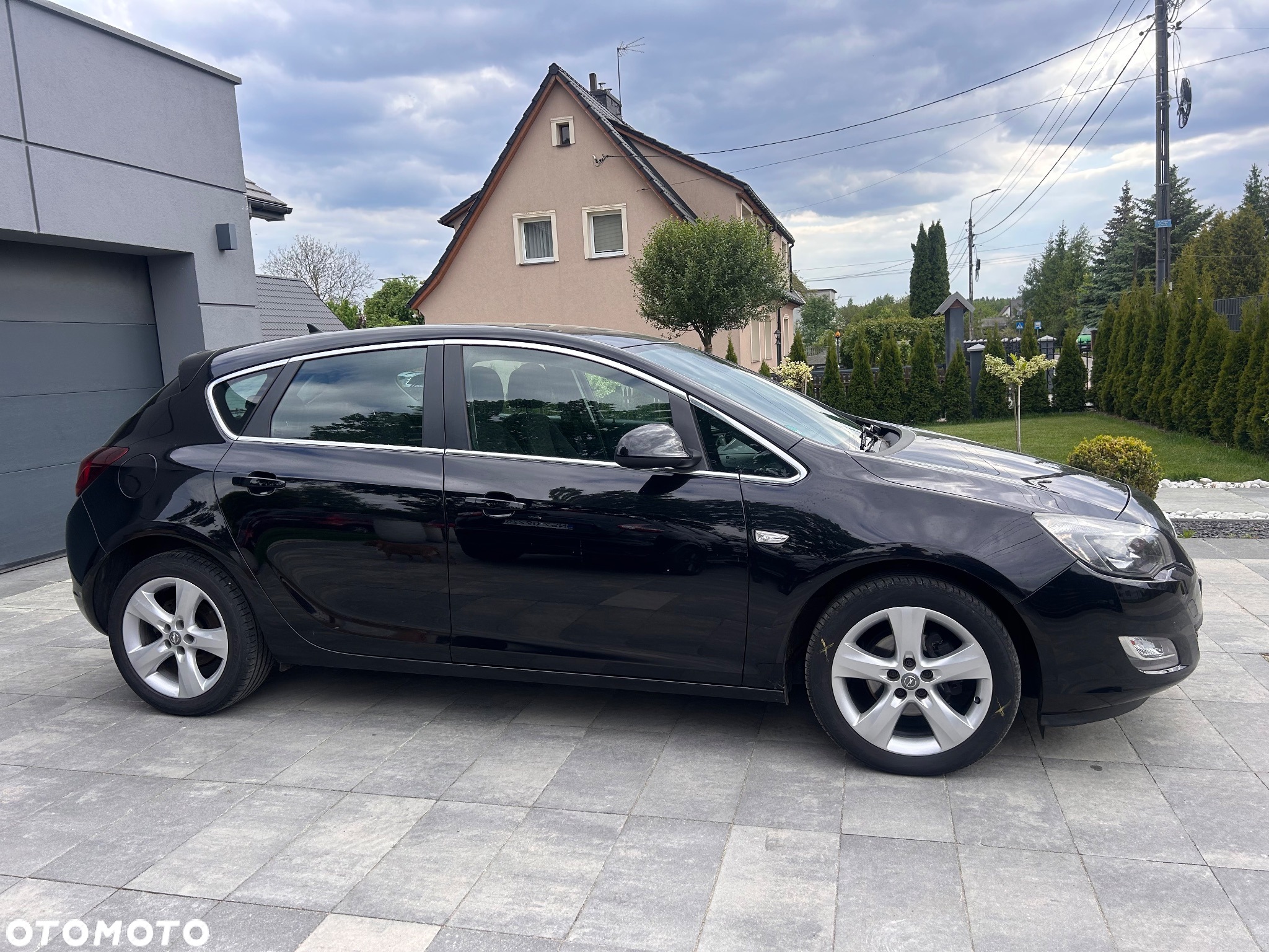 Opel Astra 1.6 Automatik Design Edition - 4