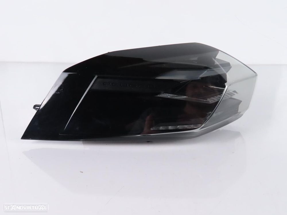 Farolim Esquerdo/Trás Usado / Original PEUGEOT 2008 II (U_) 9850449780 - 3