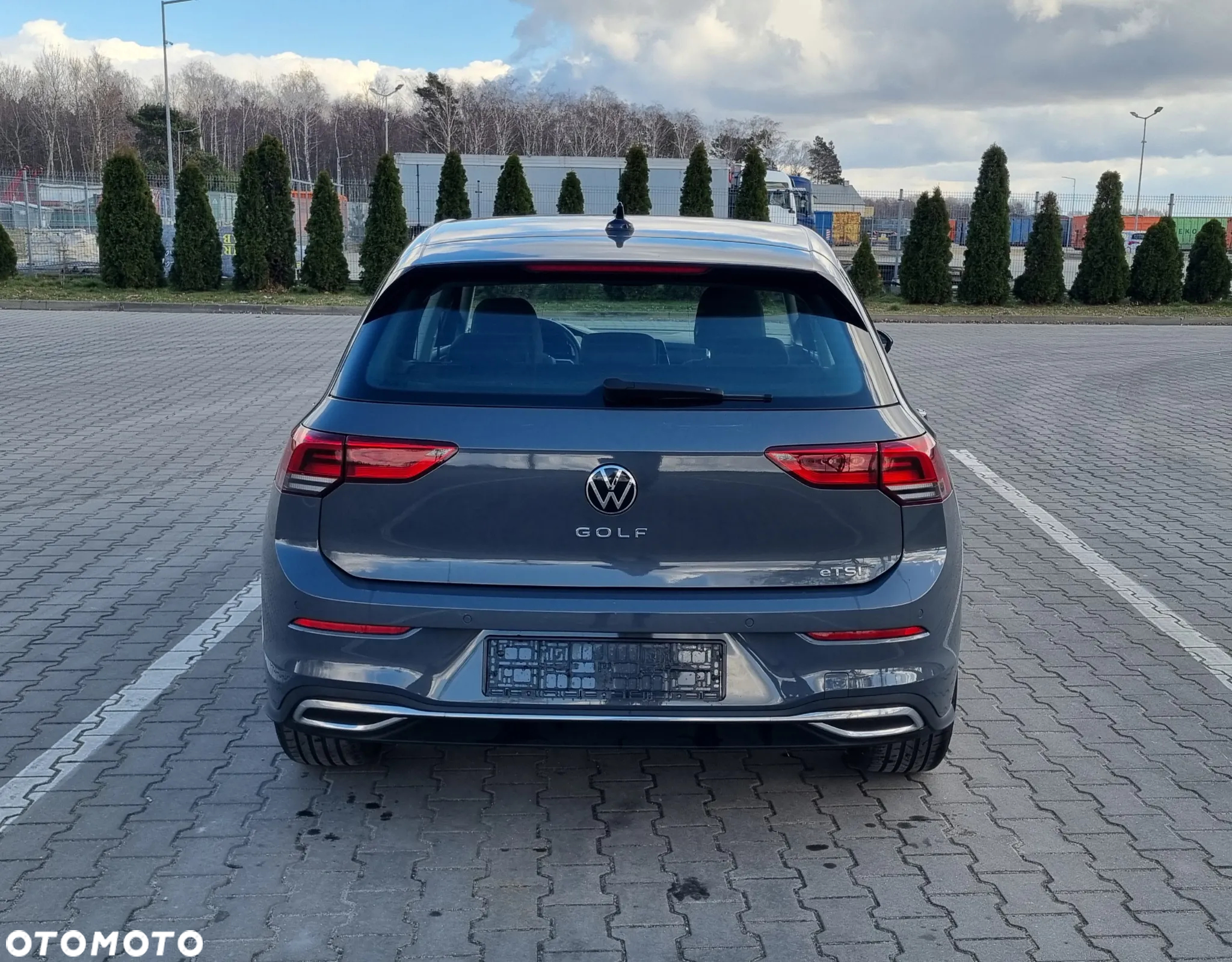 Volkswagen Golf VIII 1.0 eTSI Life DSG - 6