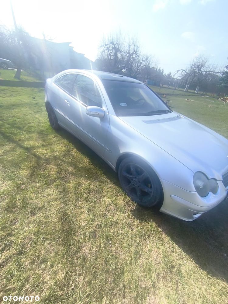 Mercedes-Benz Klasa C 220 CDI Automatik - 4