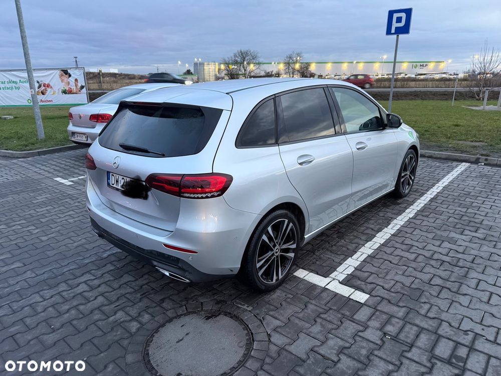 Mercedes-Benz Klasa B 180 d Progressive 7G-DCT - 3