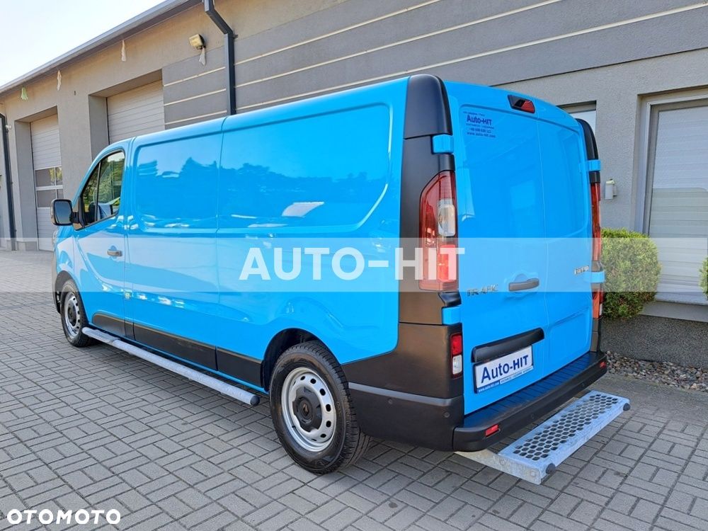 Renault Trafic - 11