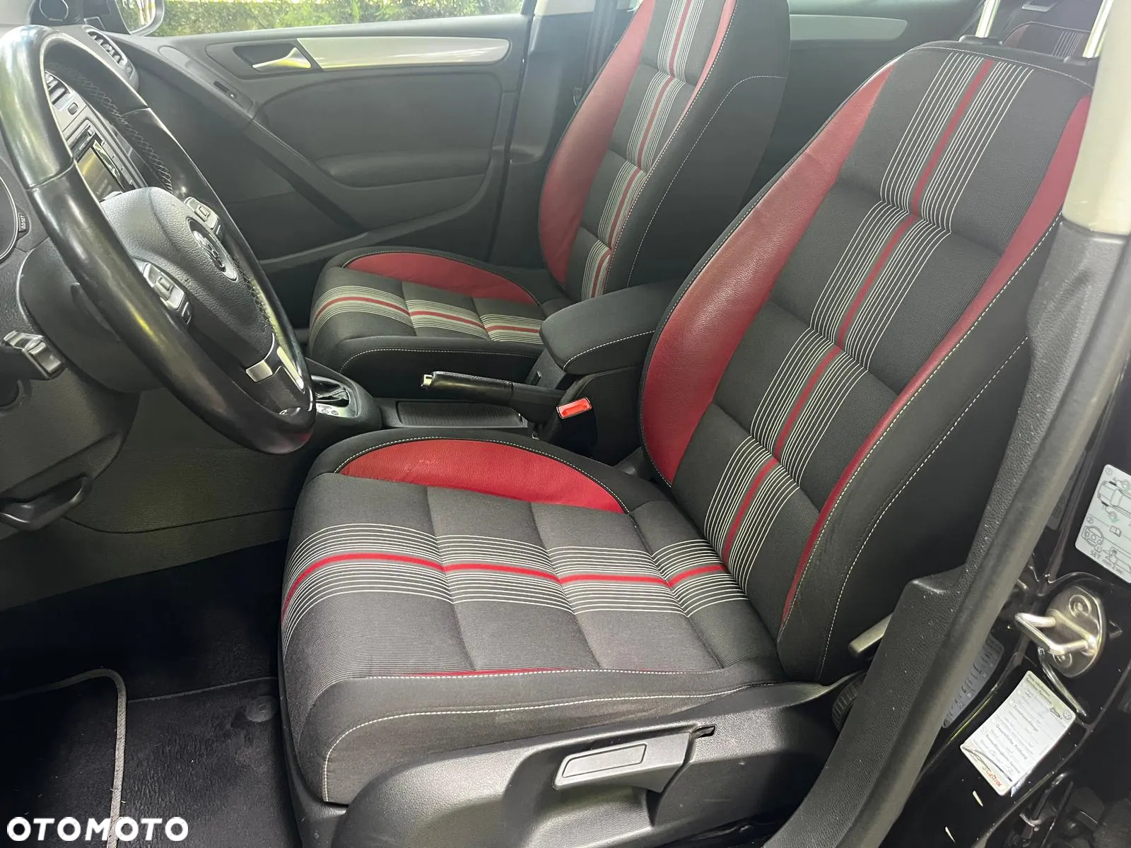 Volkswagen Golf 2.0 TDI DPF BlueMotion Technology DSG MATCH - 15