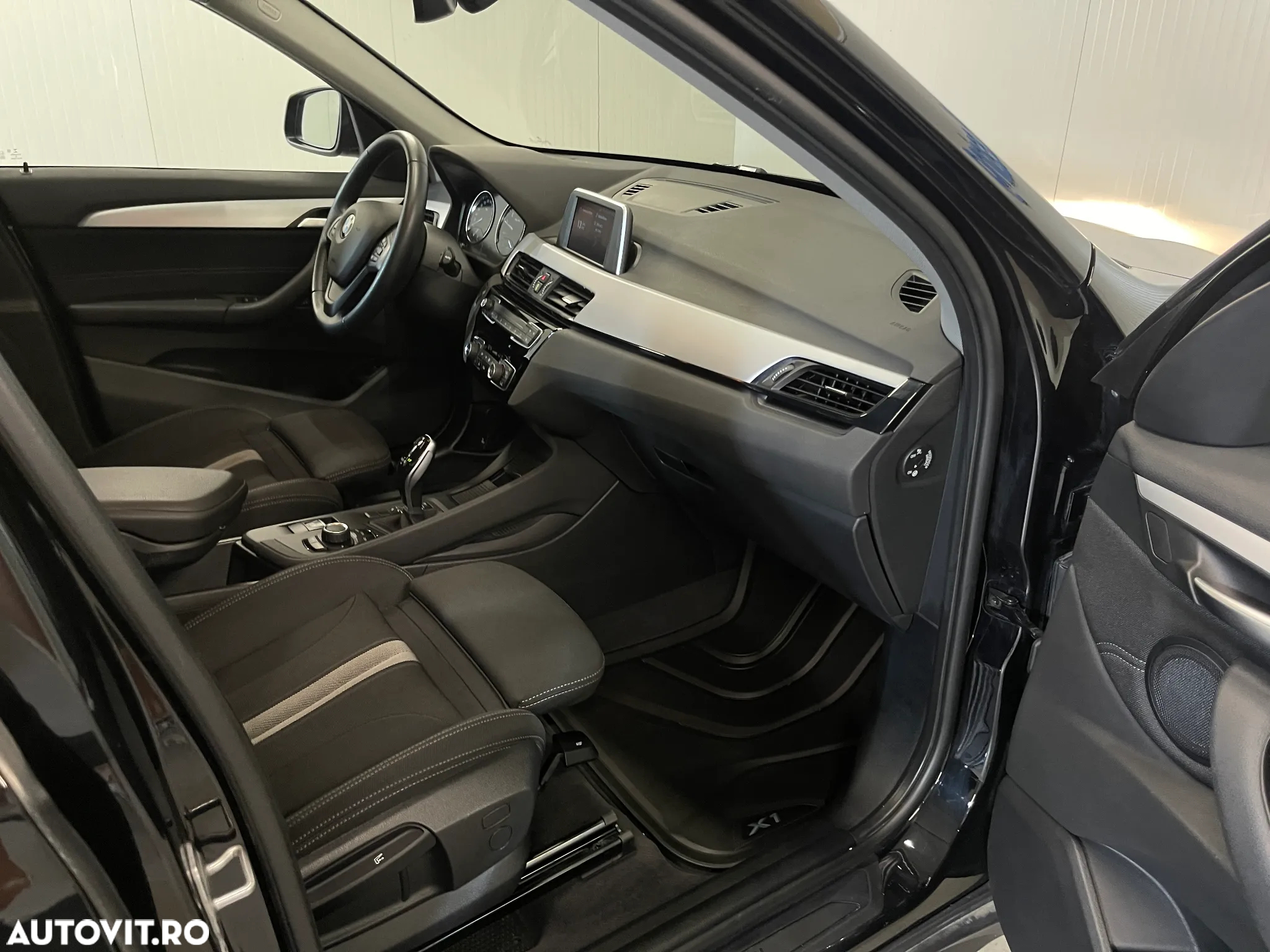 BMW X1 - 10