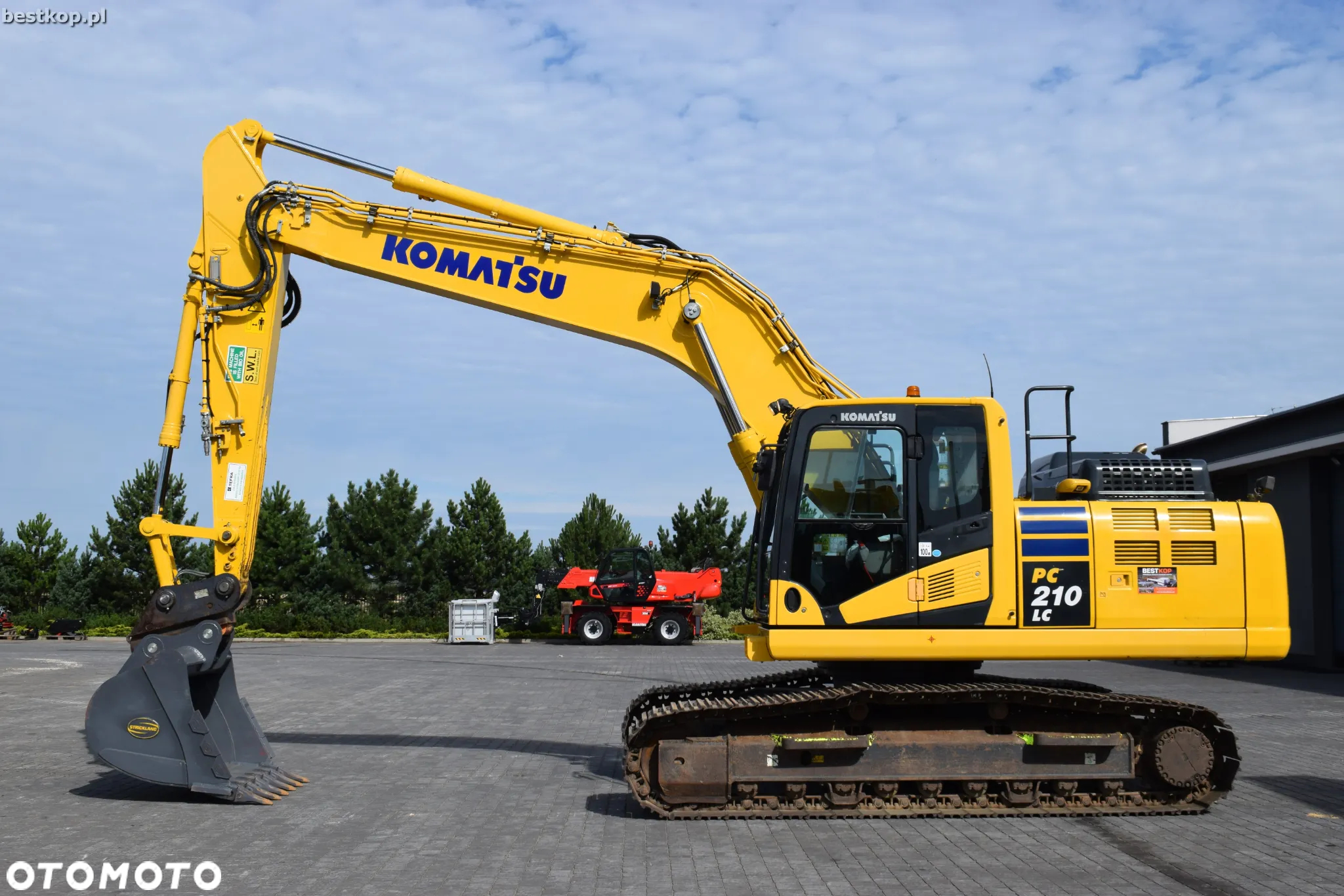 Komatsu PC210LC-11 - 3