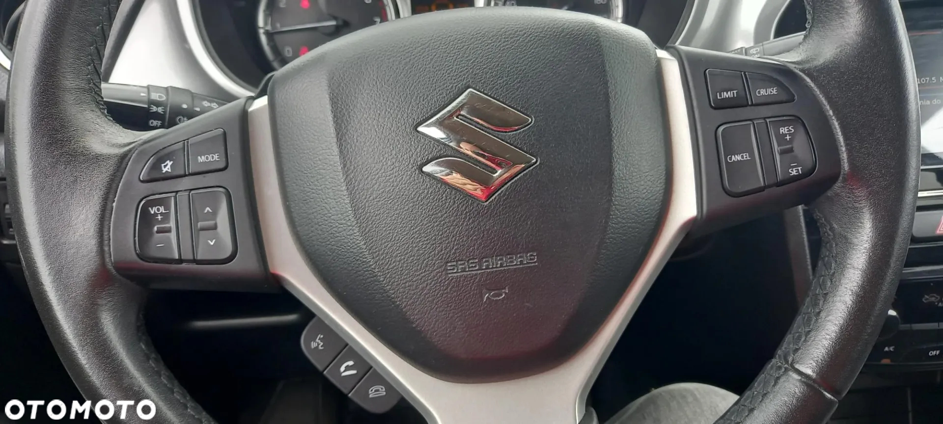 Suzuki Vitara 1.6 Comfort 2WD - 19