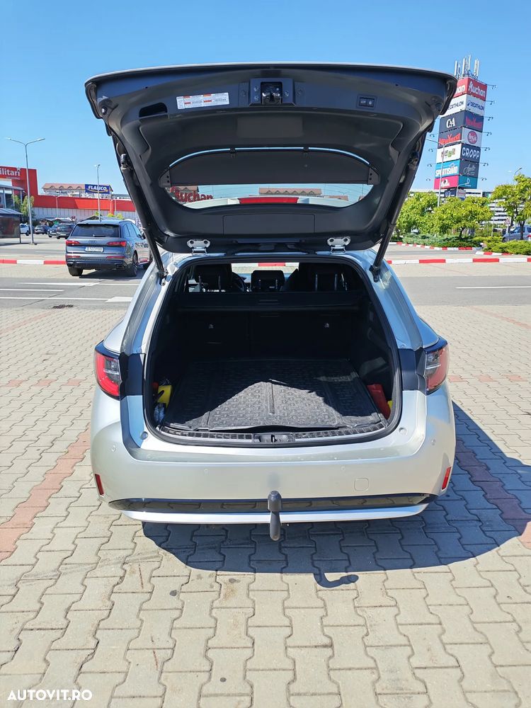 Toyota Corolla - 4