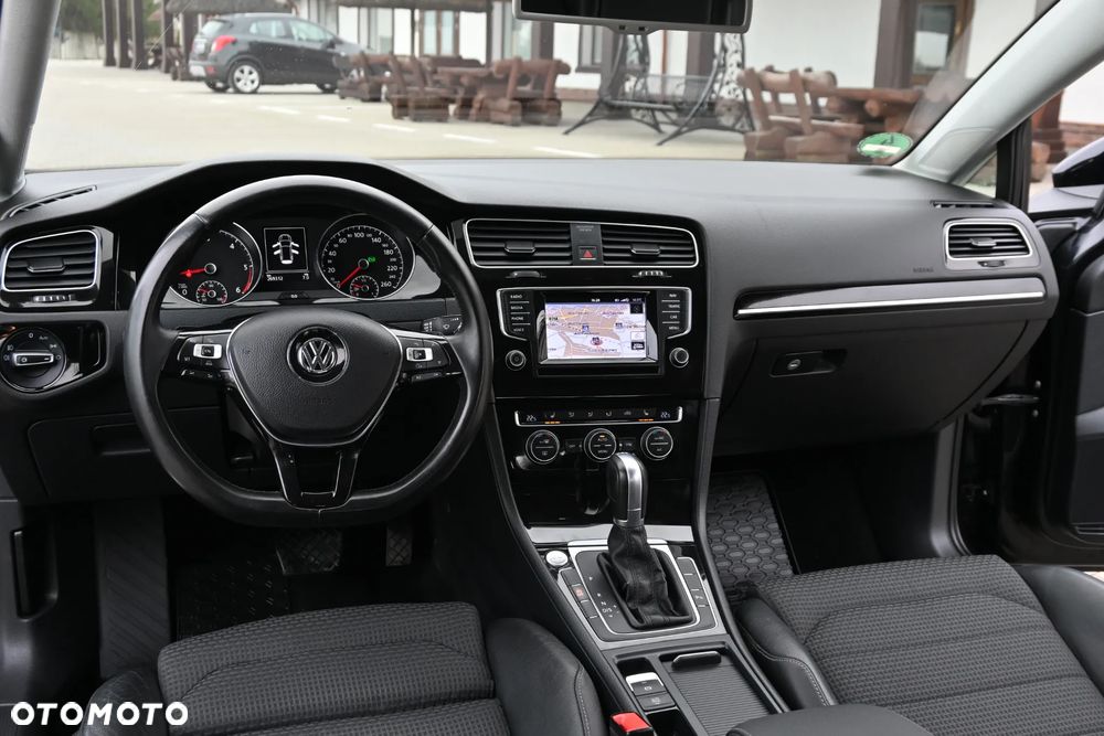 Volkswagen Golf 2.0 TDI BMT Highline DSG - 34