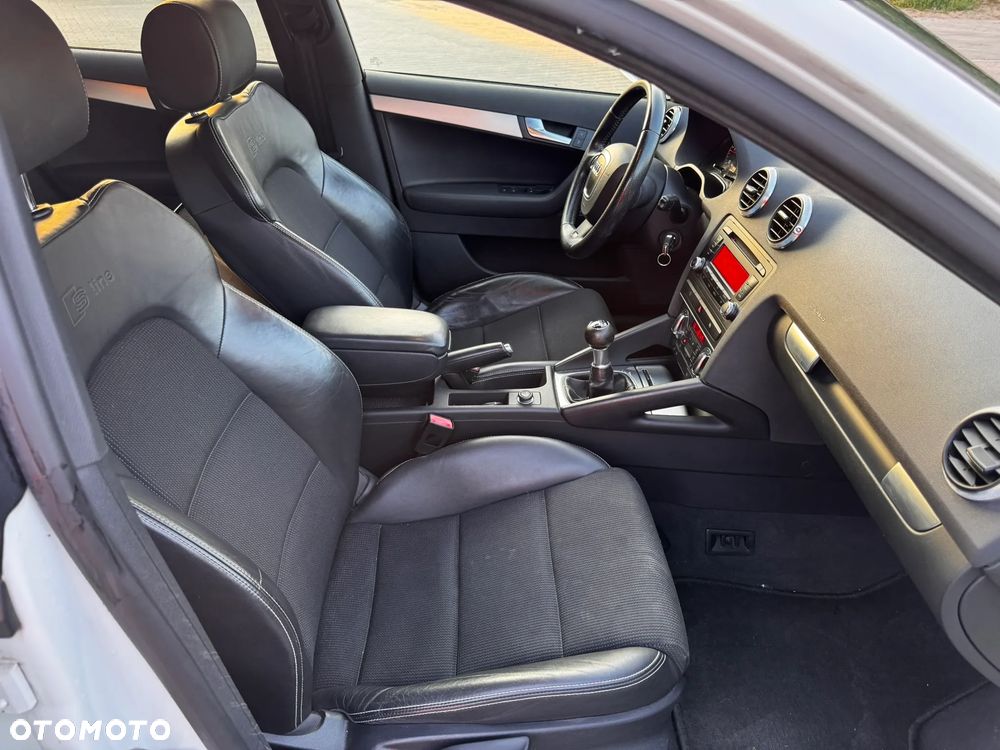 Audi A3 Sportback - 27