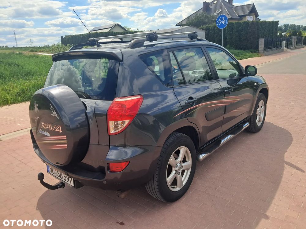 Toyota RAV4 2.0 4x4 - 5