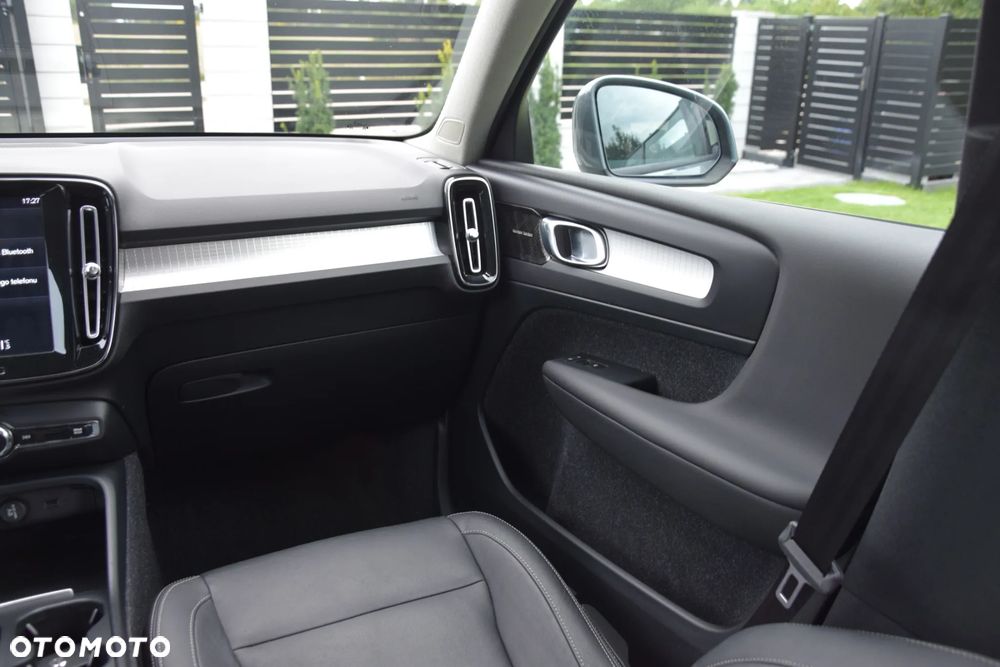 Volvo XC 40 D3 Geartronic Momentum - 35