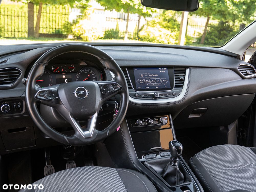 Opel Grandland X 1.2 Start/Stop Business Edition - 25