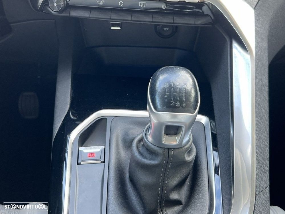 Peugeot 3008 1.5 BlueHDi Allure - 14