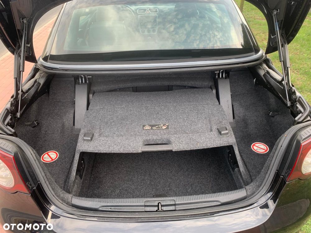 Volkswagen Eos 2.0 TDI DPF BlueMotion Technology Exclusive - 30