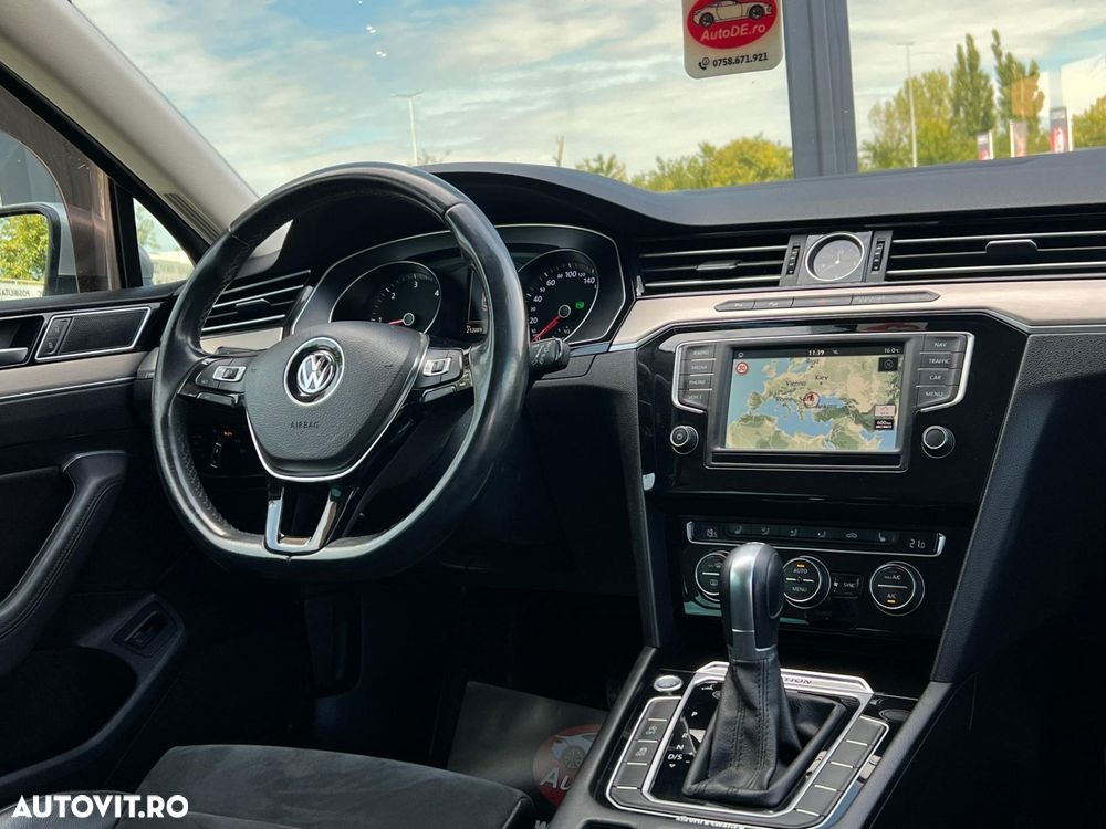 Volkswagen Passat - 8