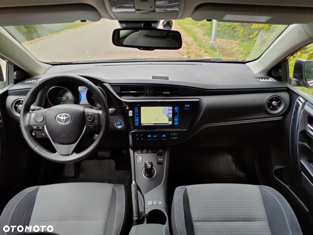 Toyota Auris 1.8 VVT-i Hybrid Automatik Touring Sports Design Edition - 29