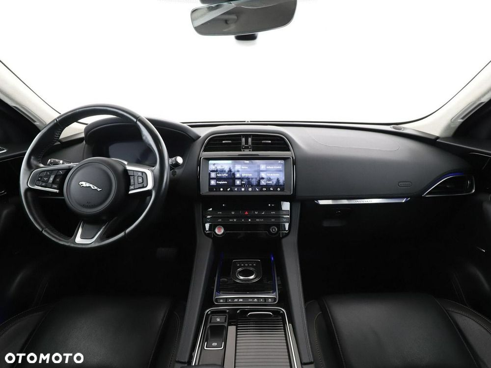 Jaguar F-Pace 20d AWD Prestige - 16