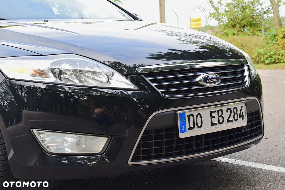 Ford Mondeo 2.0 Ghia X - 35