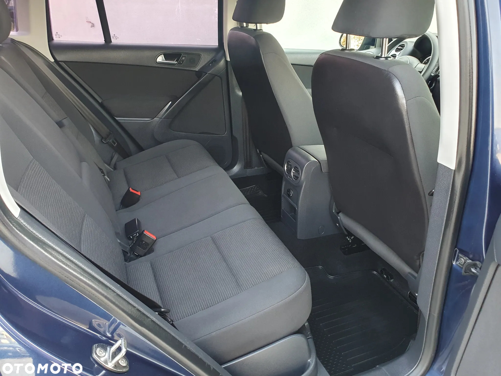 Volkswagen Tiguan - 13