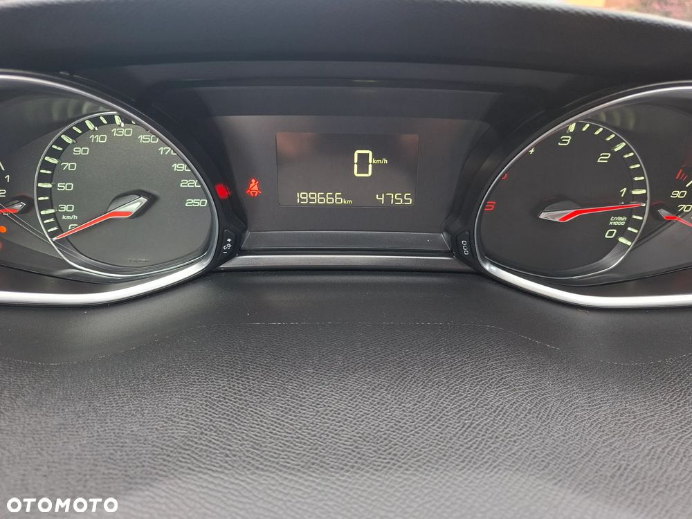 Peugeot 308 HDi FAP 150 Business Line Niveau 2 - 29