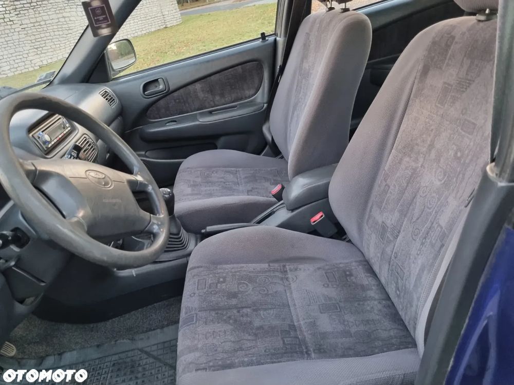 Toyota Corolla 1.4 Terra2 - 8