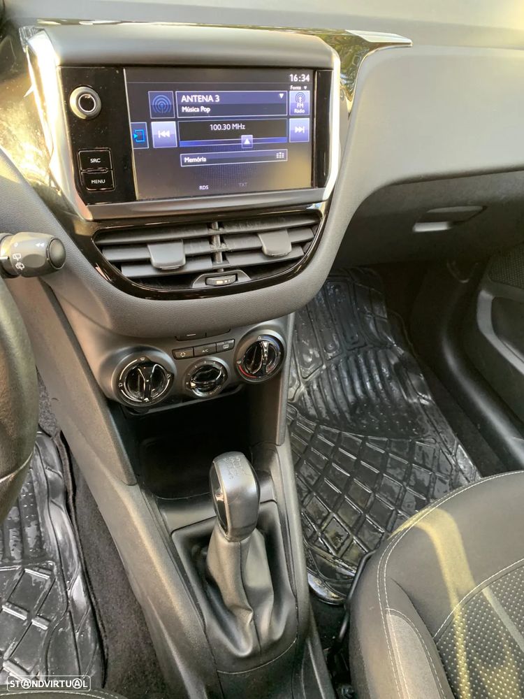 Peugeot 208 1.4 HDi Active - 18