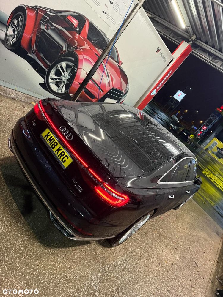 Audi A8 2018 photo 4