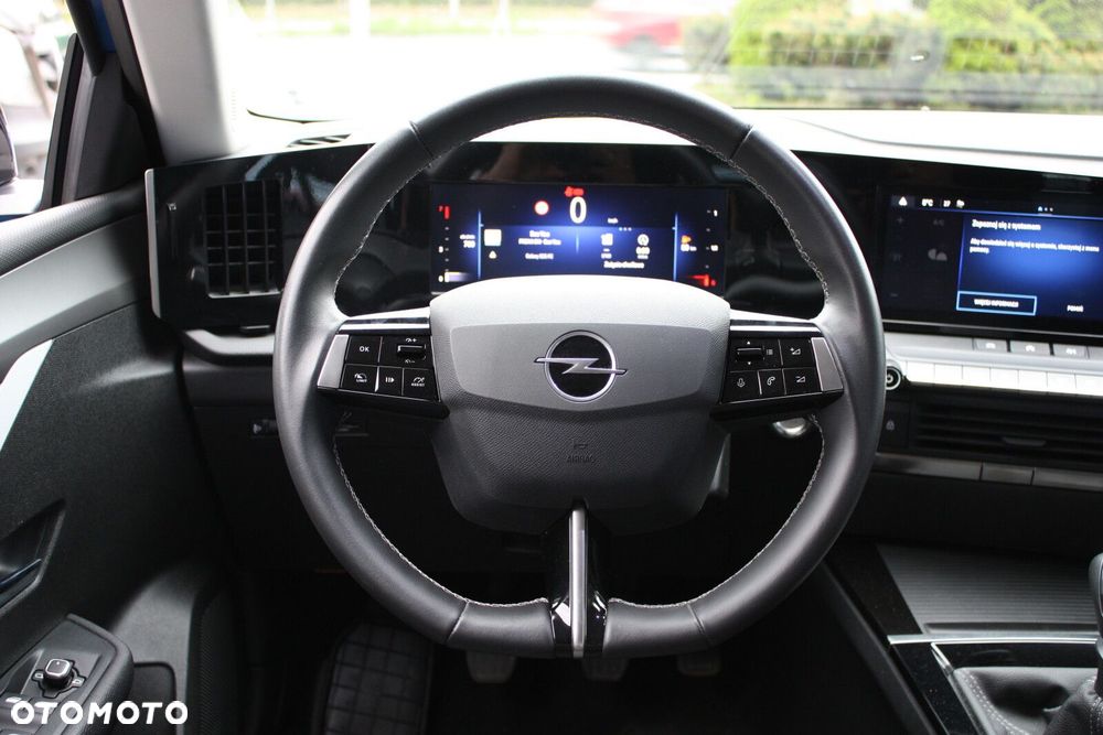 Opel Astra 1.2 T Edition S&S - 26