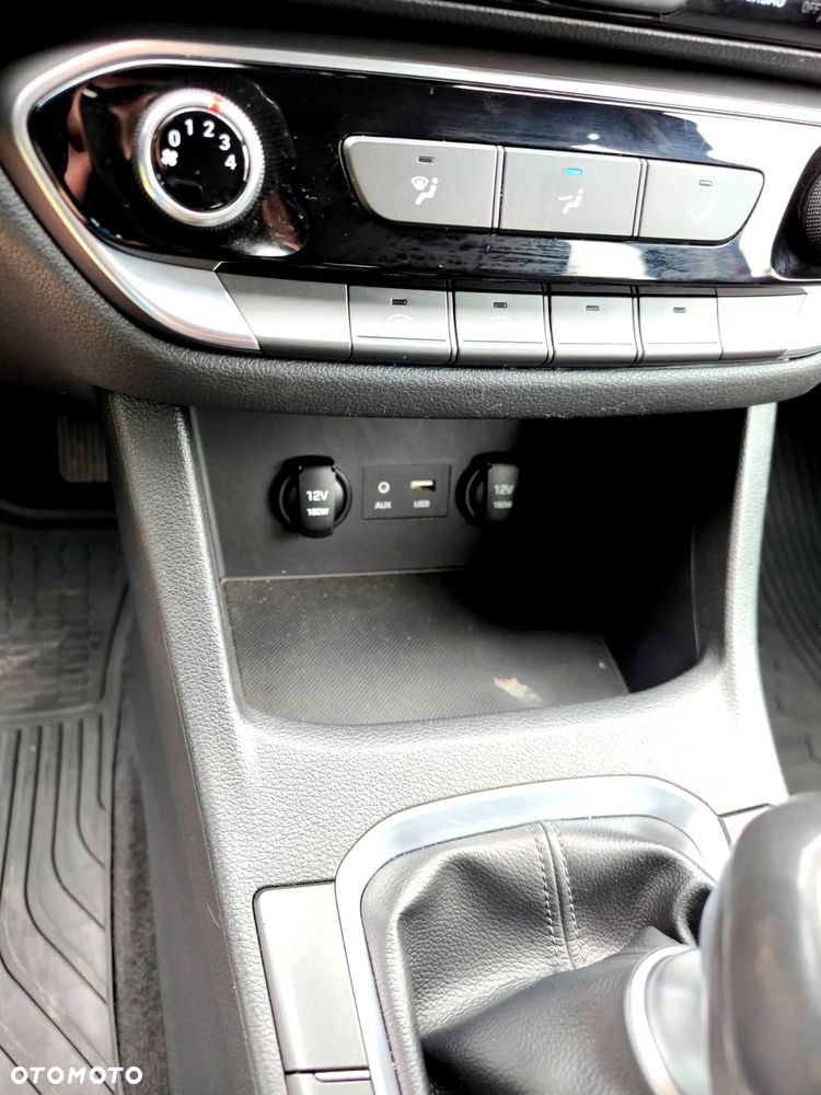 Hyundai i30 1.0 T-GDI Premiere Style - 28