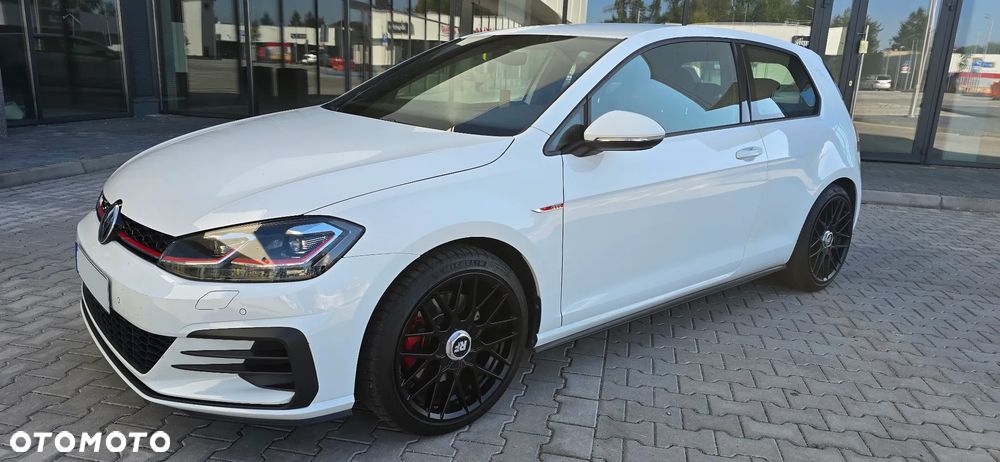 Volkswagen Golf - 3