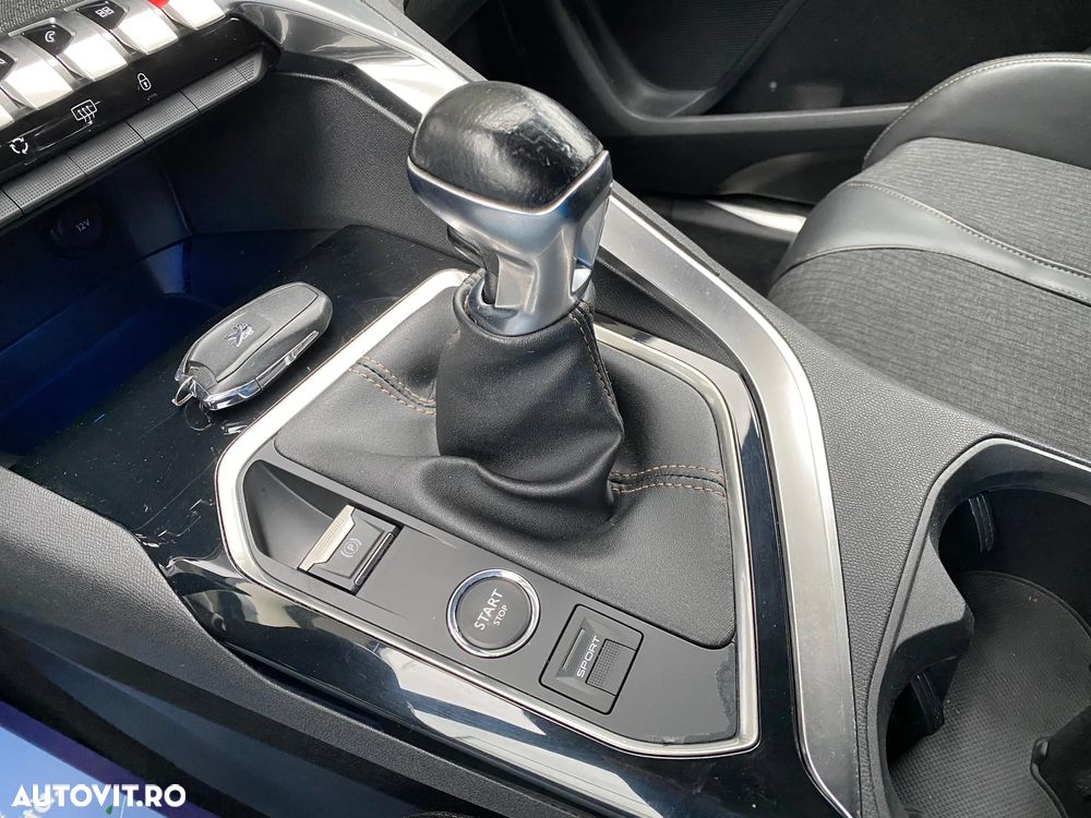 Peugeot 5008 PureTech 130 Stop & Start Access - 28