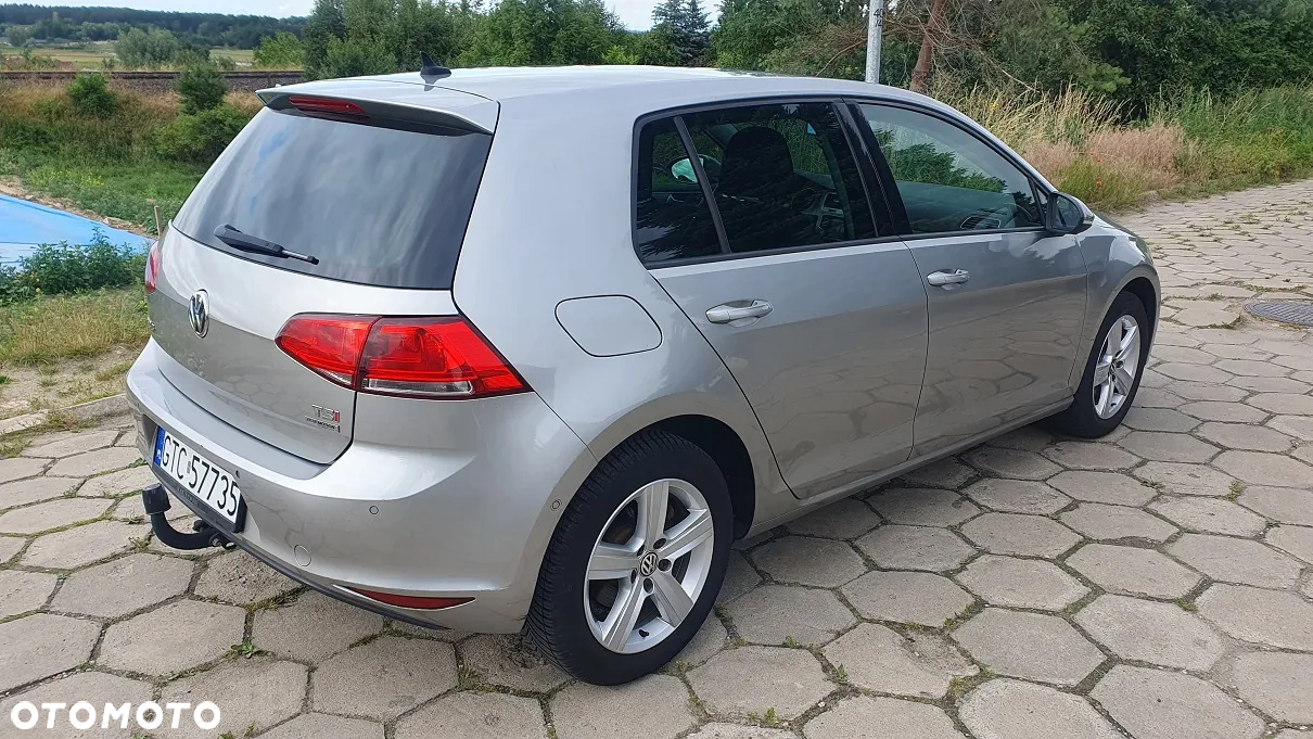 Volkswagen Golf - 3