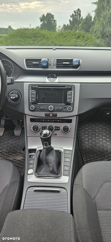 Volkswagen Passat 1.4 TSI BMT Comfortline - 6
